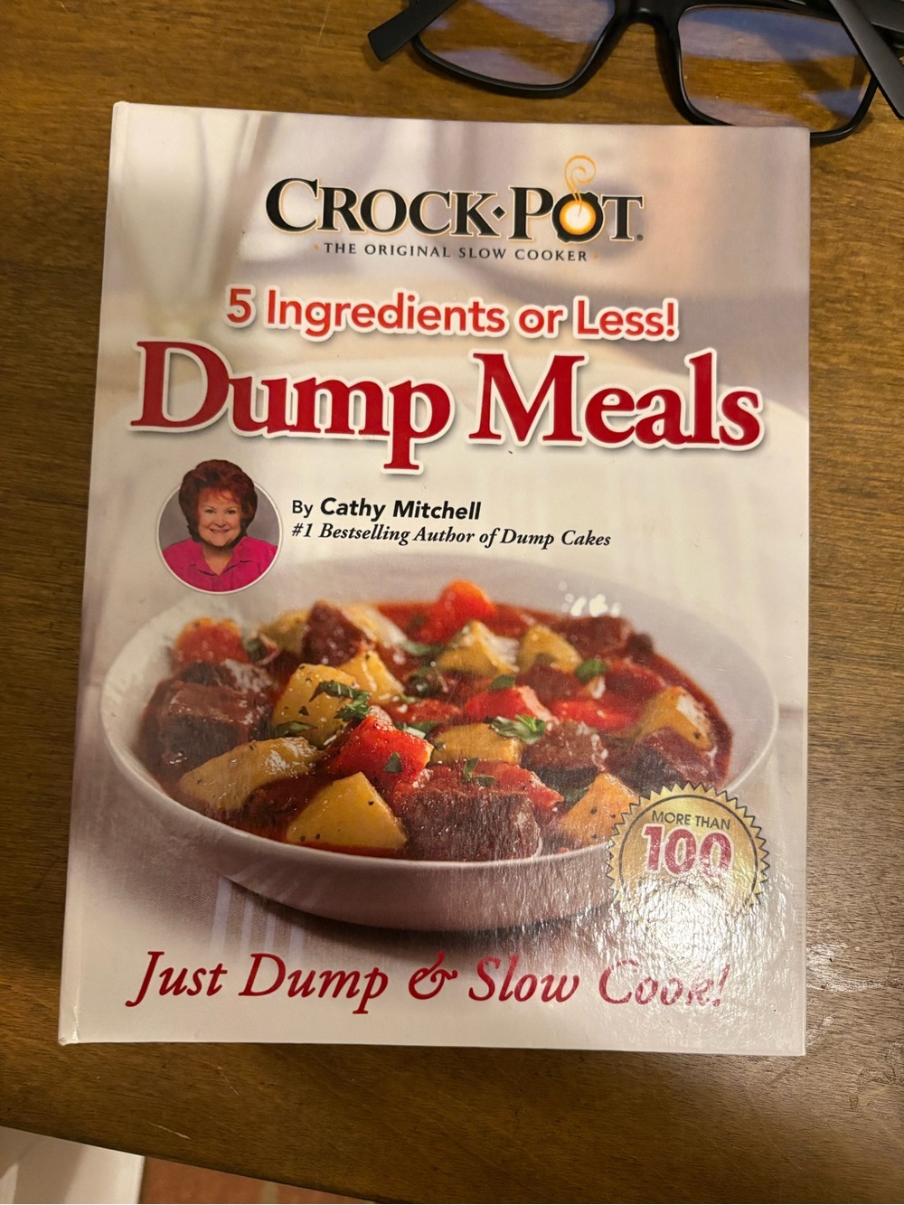 Crockpot Dump Meals Cookbook - Red & White Cover